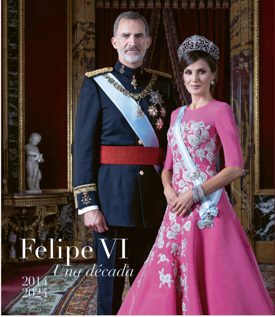 Portada del libro "Felipe VI. Una década"