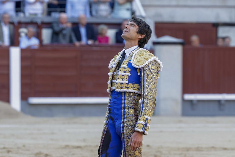 La desolación de Castella al malograr con la espada una gran faena en el cuarto de la tarde
