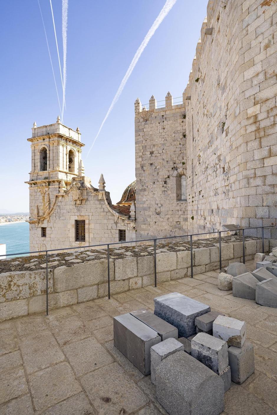 Imagen de la terraza del Castillo Papa Luna, Peñíscola