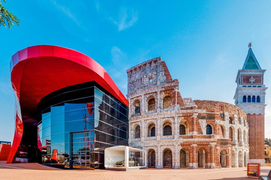 Ferrari Land es como una pequeña Italia