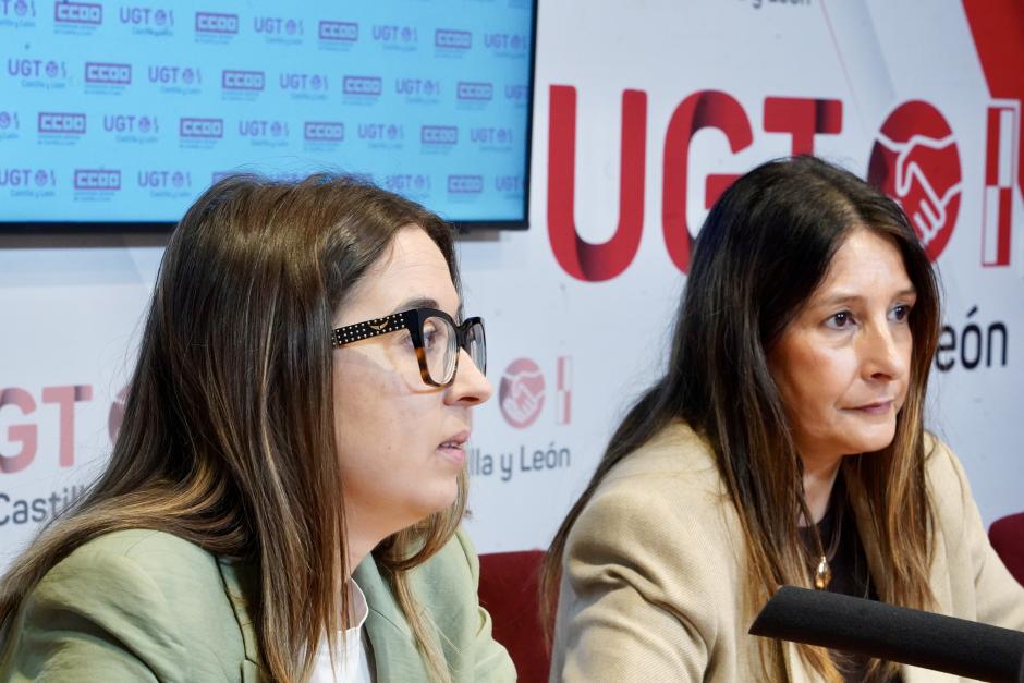 La secretaria de política institucional de UGTCyL, Sandra Ámez, y la secretaría de Mujeres, Políticas Sociales, Vivienda y Movimientos Sociales de CCOOCyL, Yolanda Martín