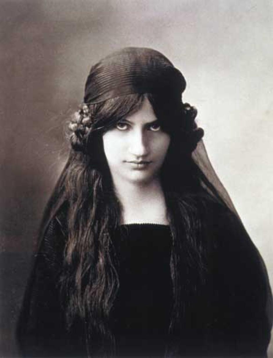 Jeanne Hebuterne