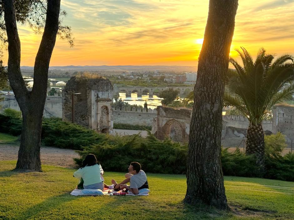 Bonita vista de atardecer en Badajoz