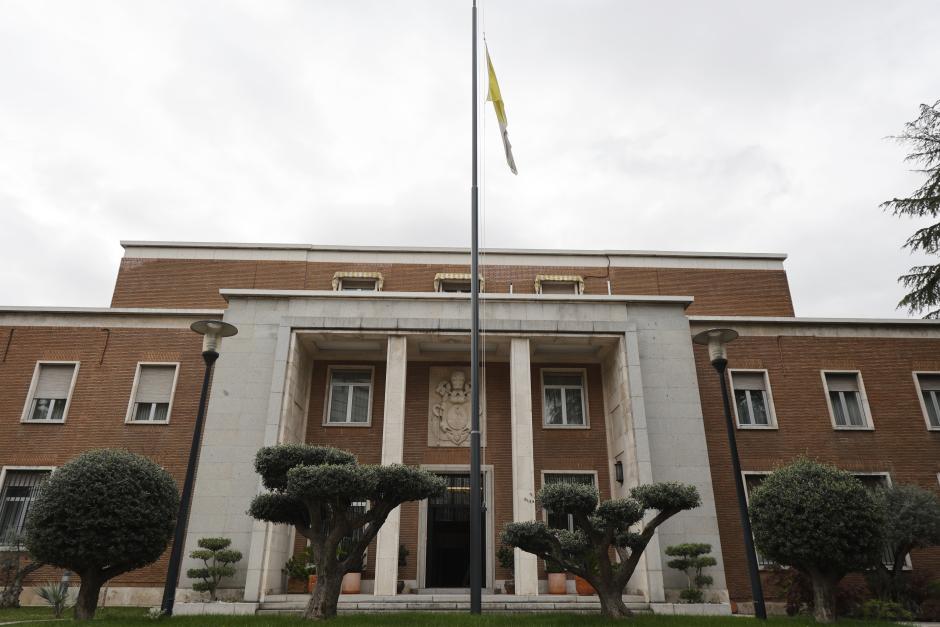 Fachada de la Nunciatura Apostólica en Madrid