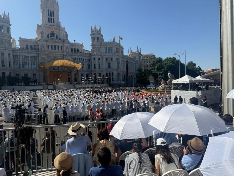 Santa Misa celebrada en Cibeles