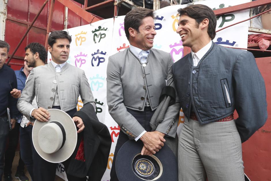 Los toreros Cayetano Rivera Ordóñez, Francisco Rivera Ordóñez y José Antonio Canales Rivera