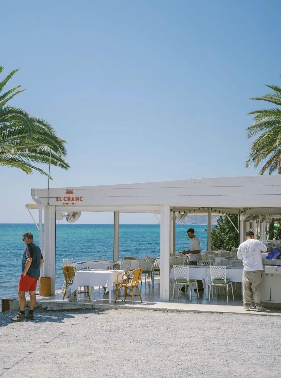 Imagen del ganador a mejor chiringuito de España y sus vistas al mar