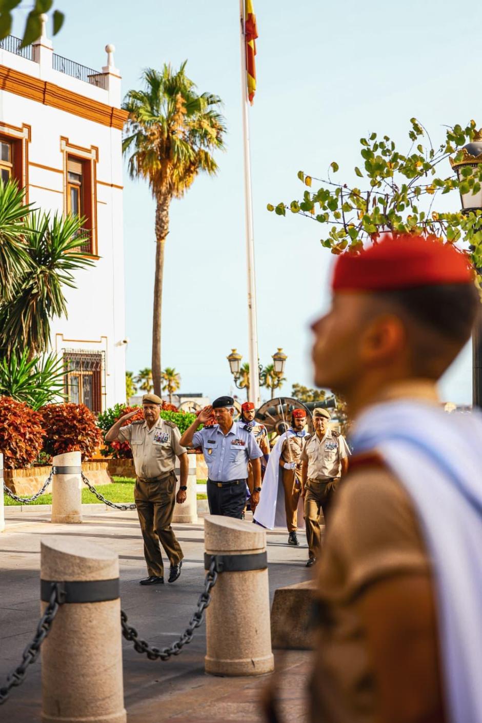 El Jefe de Estado Mayor del Ejército Portugués (CEME), general de Ejército Eduardo Manuel Braga da Cruz Mendes-Ferrão, ha realizado una visita oficial a España entre los días 15 y 19 de julio, invitado por el Jefe de Estado Mayor del Ejército de Tierra (JEME), general de ejército Amador Enseñat y Berea