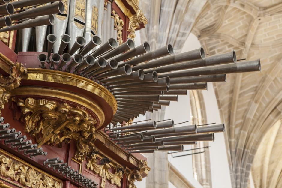 Tubos del órgano de la iglesia de San Martin, en Trujillo (Cáceres)