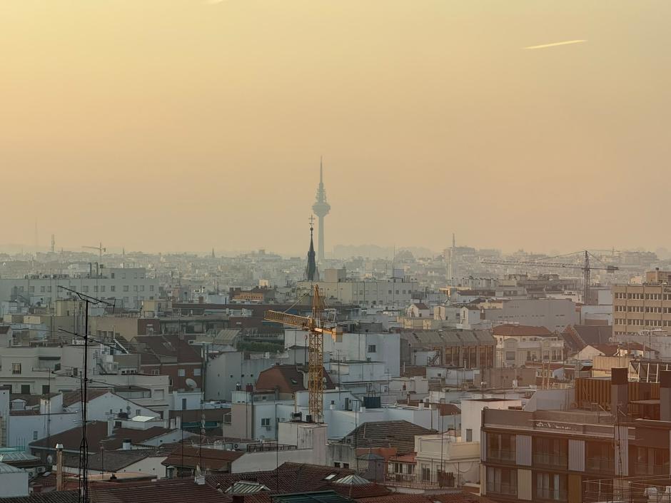 Así amanece Madrid este sábado por el gran incendio