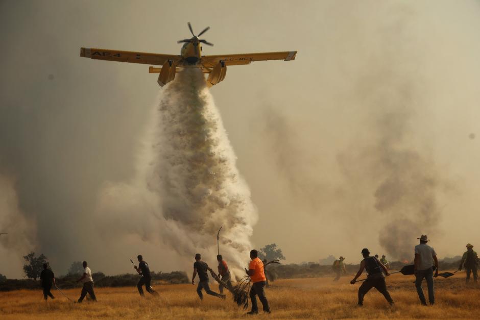 Lucha contra el fuego en la provincia de Zamora