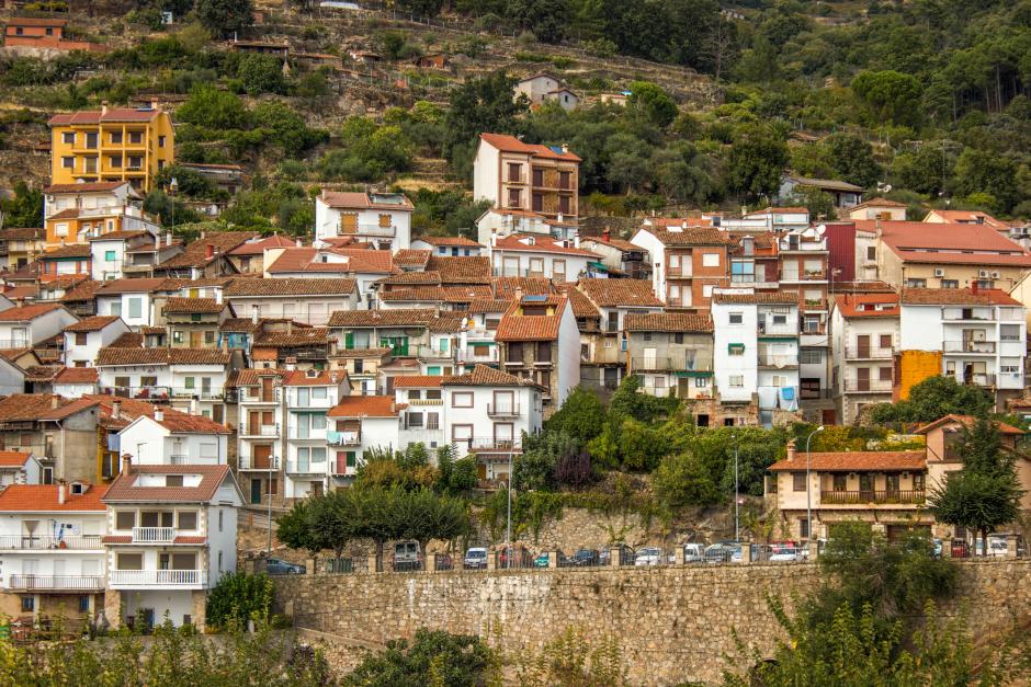 Paisaje urbano de la ciudad de Pedro Bernardo en Valle del Tiétar, Ávila