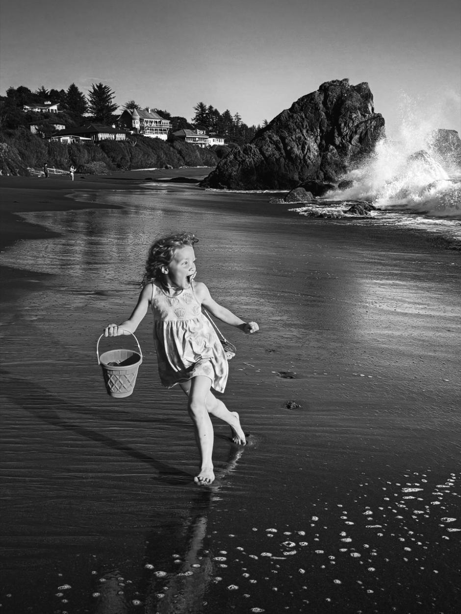 Imagen ganadora de la categoría 'Niños' de los IPPAWARDS. La fotografía fue tomada con un  iPhone 15, 5,96 mm (equivalente a 26 mm), f/1.6, 1/2500 s, ISO 50.
