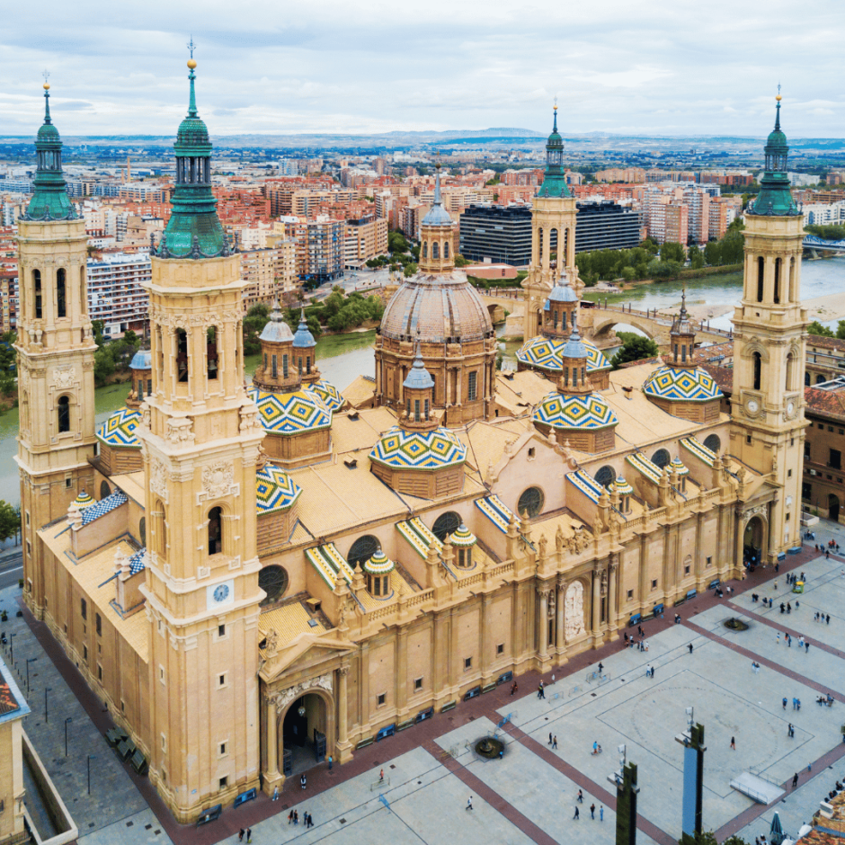 Vista aérea de la basílica de El Pilar