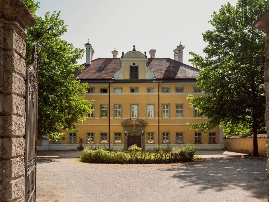 Fachada del Palacio Frohnburg
