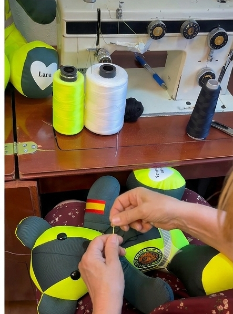 Esta empresa está especializada en hacer ositos con ropa que queremos conservar