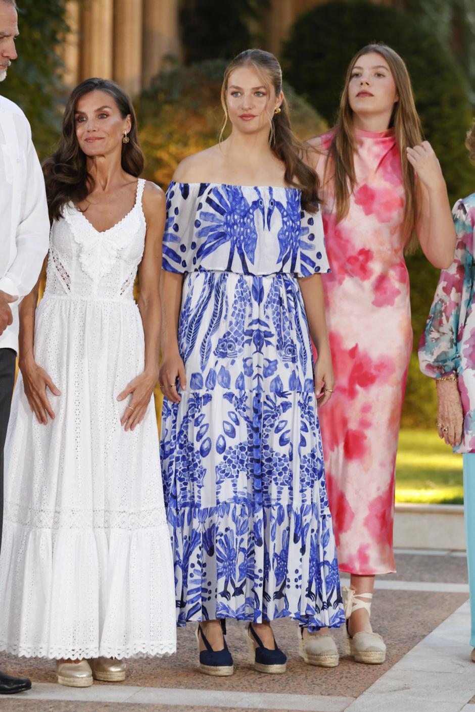 La Princesa de Asturias, con el vestido que anoche llevaba la Infanta Sofía, en Marivent el año pasado