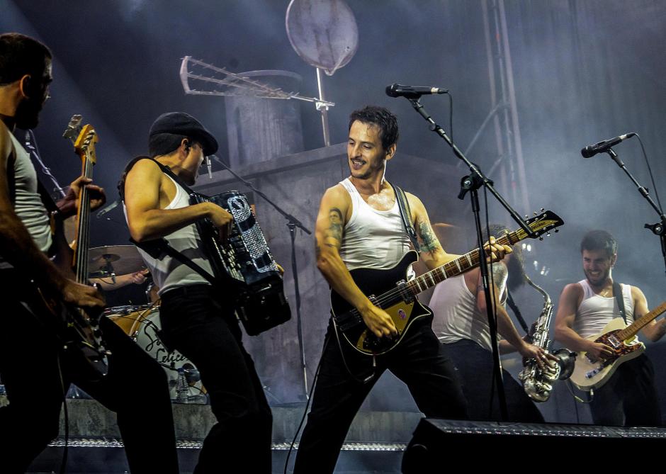 El grupo La M.O.D.A. durante su actuación en el festival Sonorama Ribera este sábado en Aranda de Duero