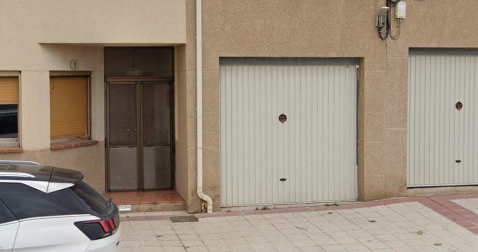 Vivienda donde se han encontrado los cuerpos