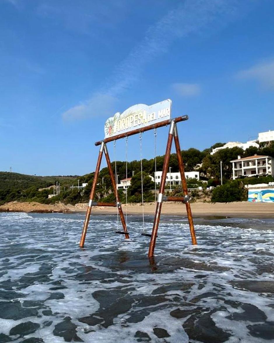 Imagen del columpio viral de Oropesa del Mar, Castellón