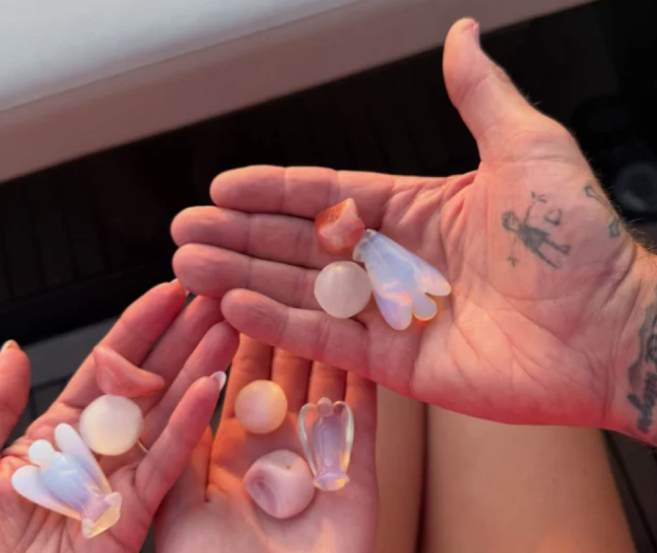 Los Beckham en el yate con figuritas de distintos cristales