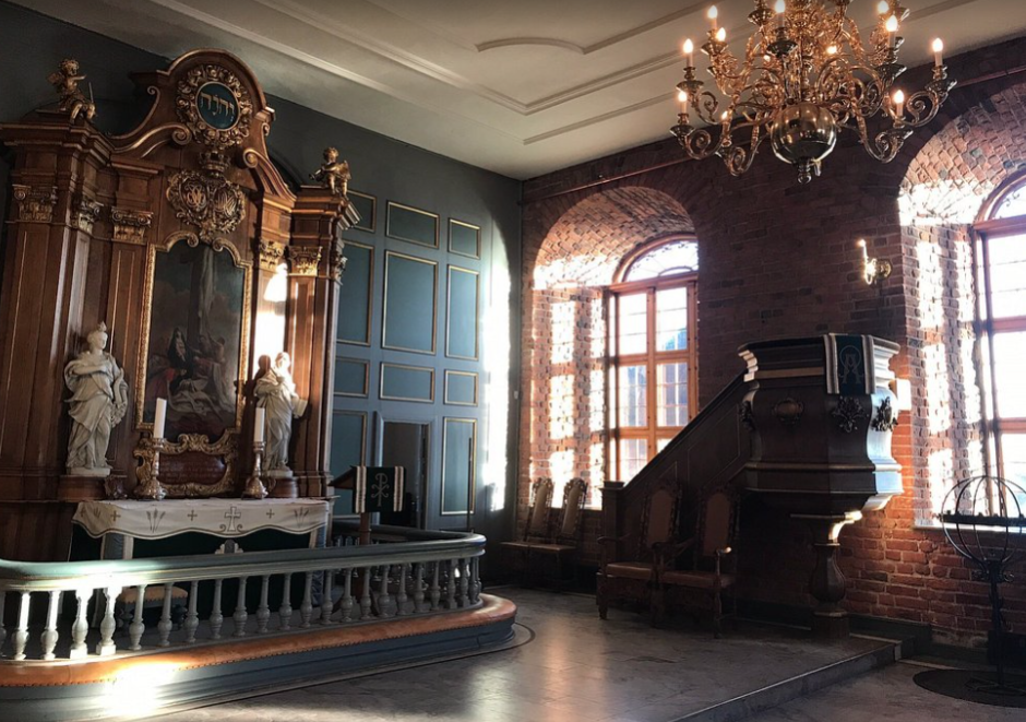 Interior de la iglesia de la fortaleza de Akershus