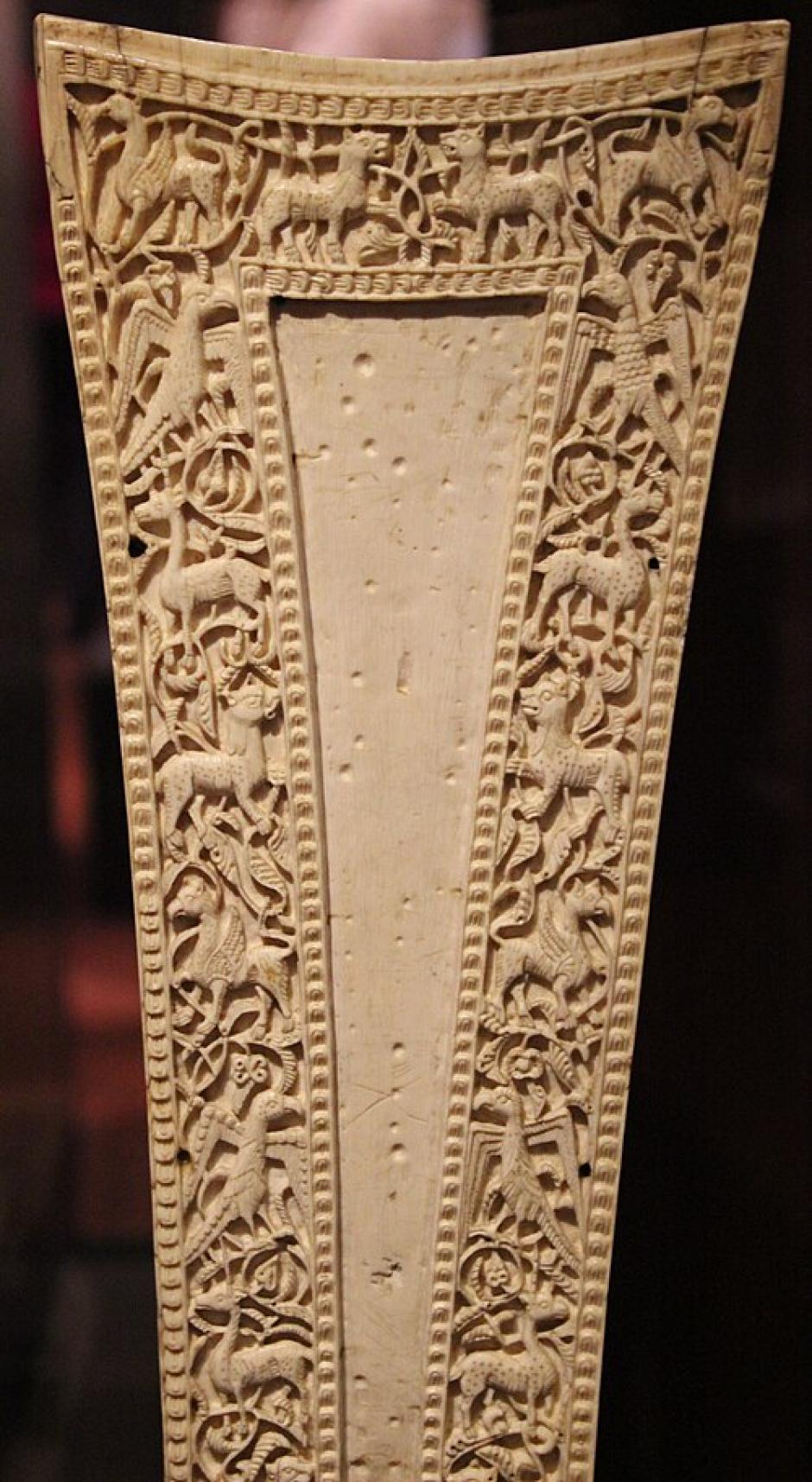 Brazo de la cruz expuesto en el Museo Arqueológico Nacional