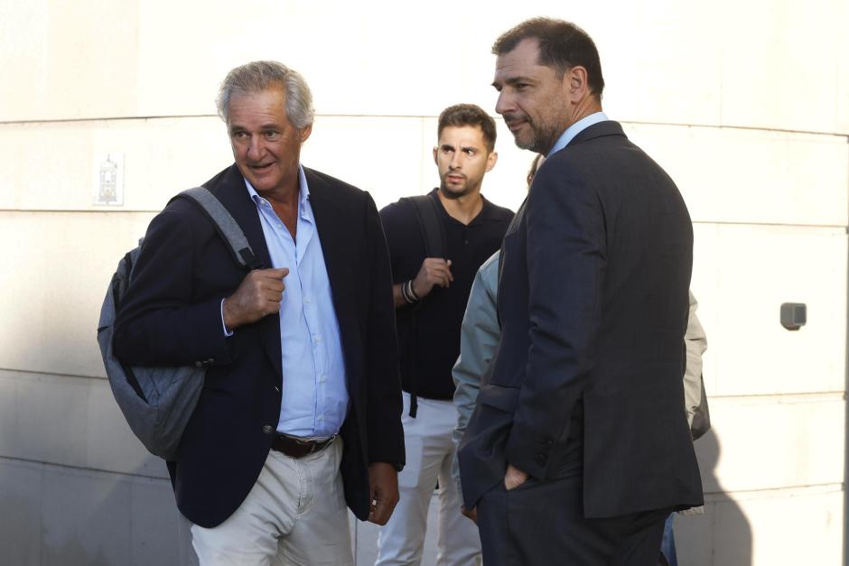 El presidente de Acciona, José Manuel Entrecanales, ha acudido este viernes al Palacio de Justicia de Navarra
