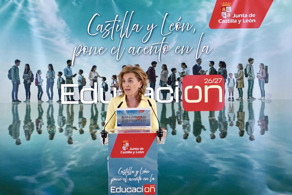 La consejera de Educación, María Pardo, presenta las principales novedades y líneas de actuación del nuevo curso escolar.