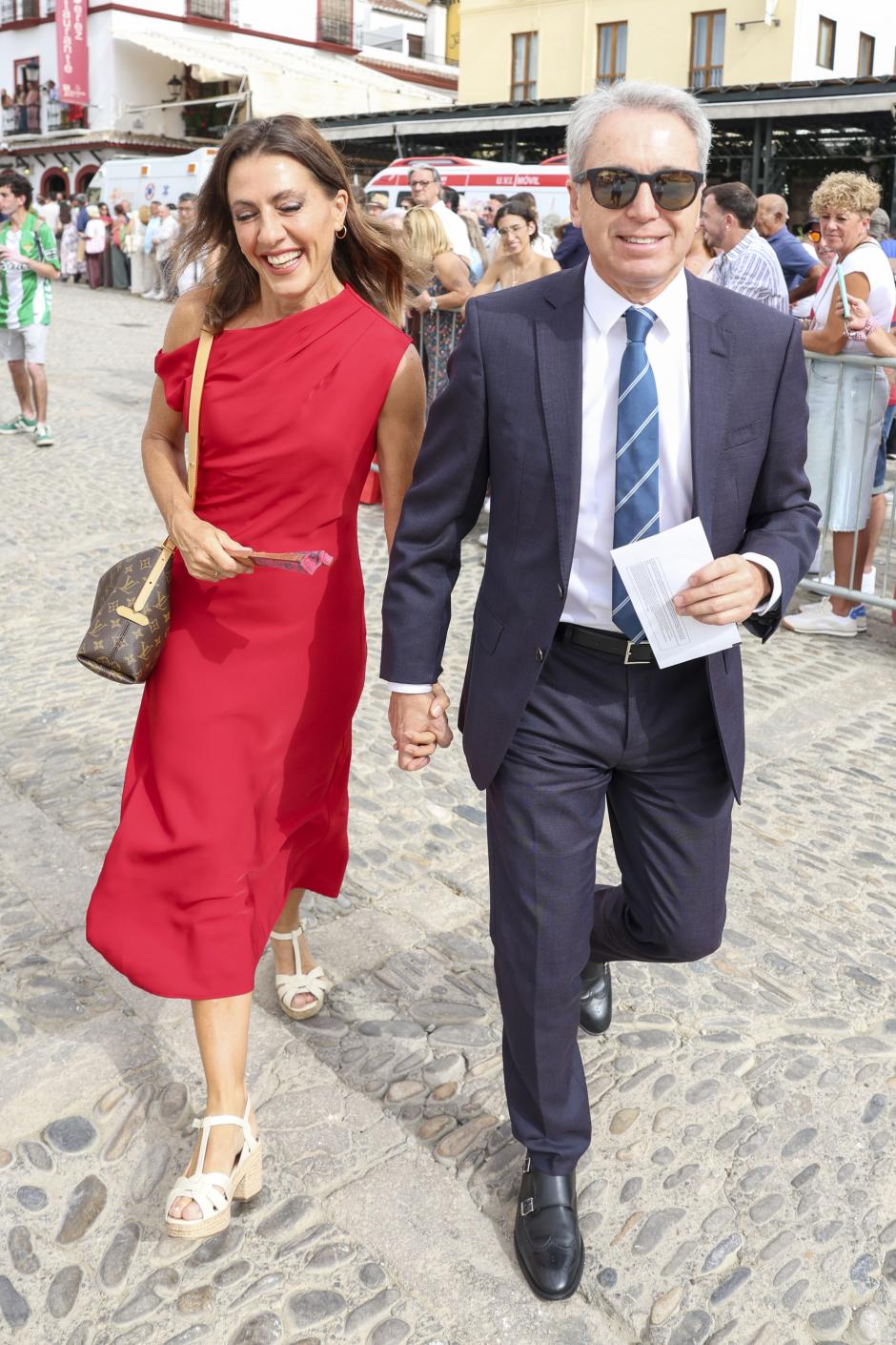 Vicente Vallés y Ángeles Blanco durante la 67 edición de la corrida Goyesca de Ronda perteneciente a la Feria de Pedro Romero 2026 en Ronda.