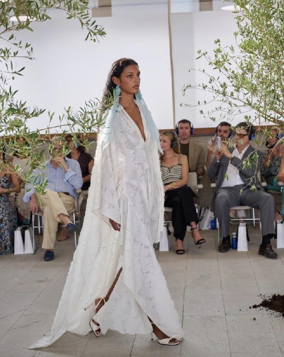 El desfile de Pilar Dalbat en OMODA