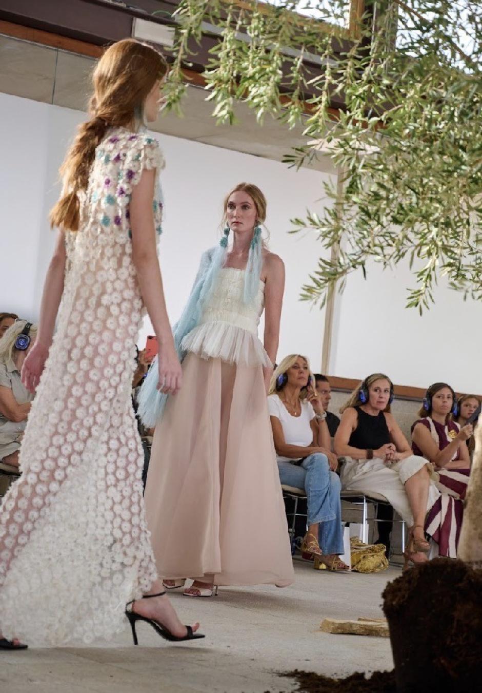 El desfile de Pilar Dalbat en OMODA