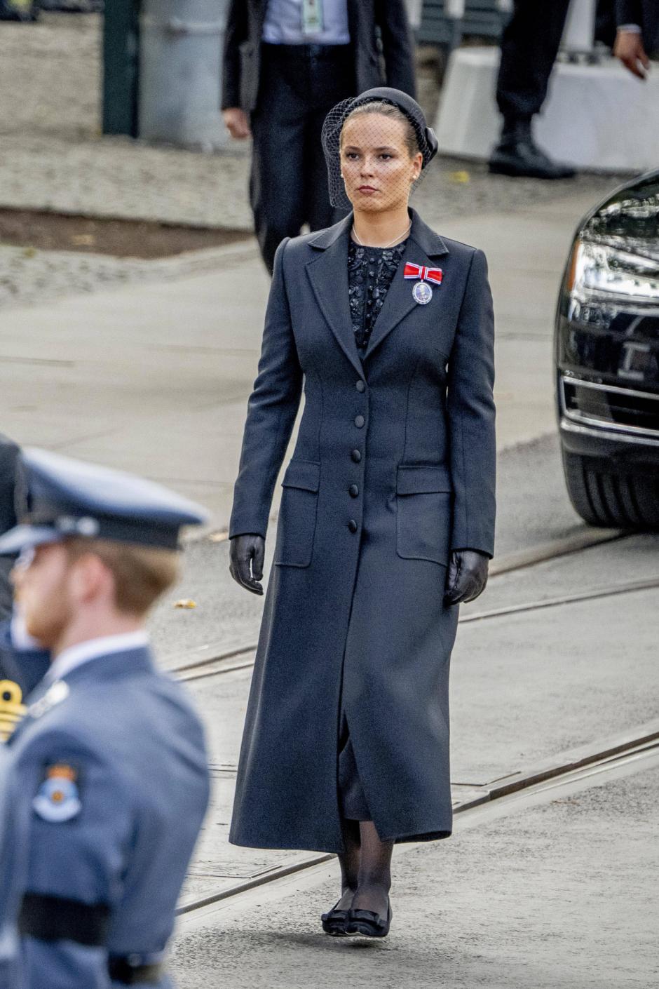Princesa heredera Ingrid Alexandra durante el funeral de Estado del Rey Harald en Oslo