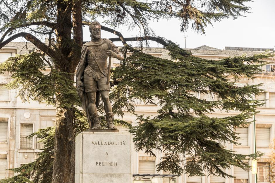 Estatua de Felipe II en Valladolid