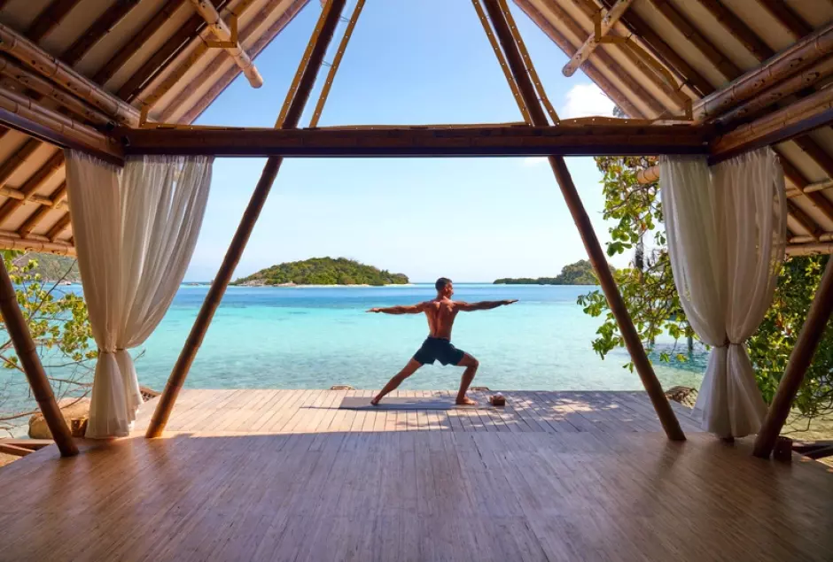 Yoga en las islas de la reserva Bawah, en Indonesia