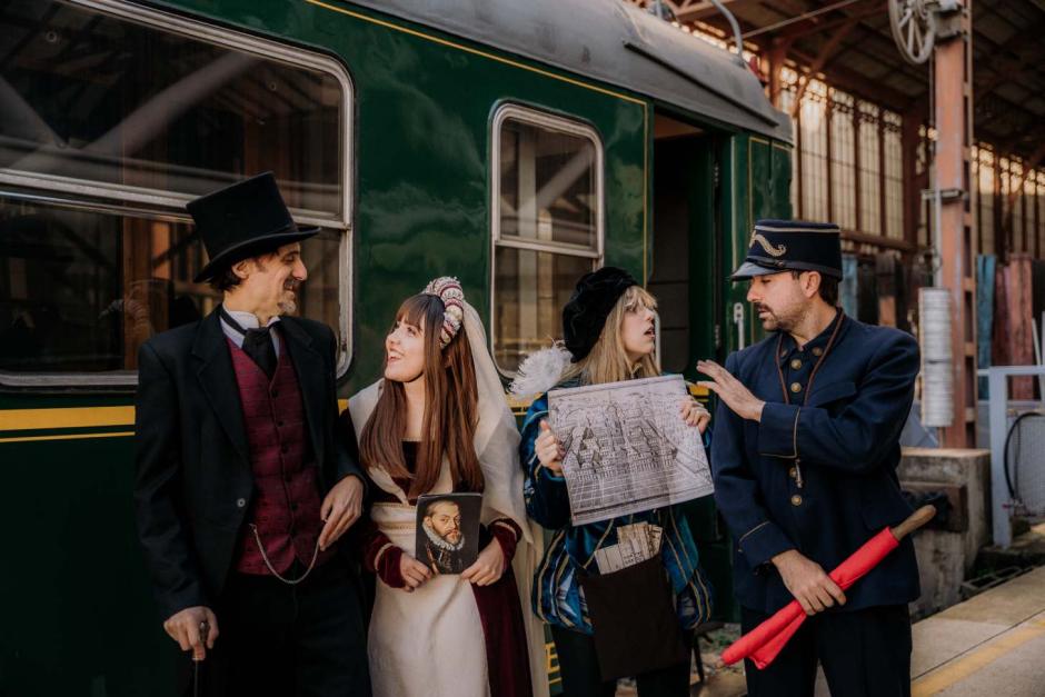 La experiencia está animada por personal vestido de época