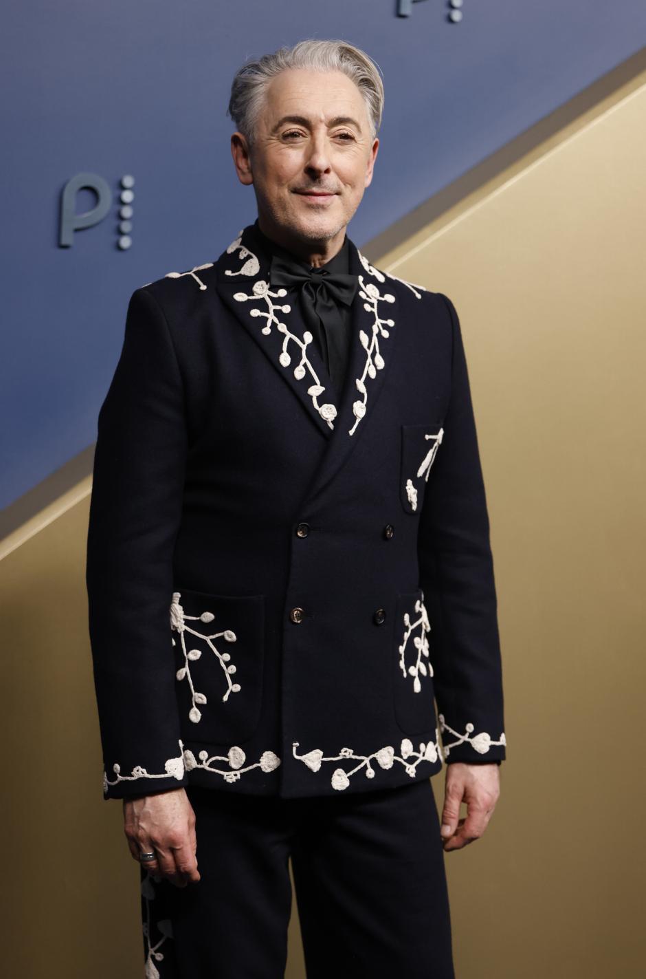 El actor Alan Cumming que triunfó en la categoría de mejor anfitrión por The Traitors