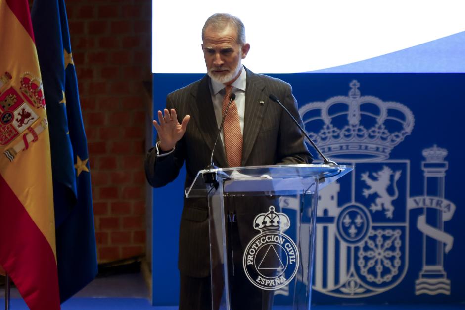El Rey interviene en la Escuela Nacional de Protección Civil