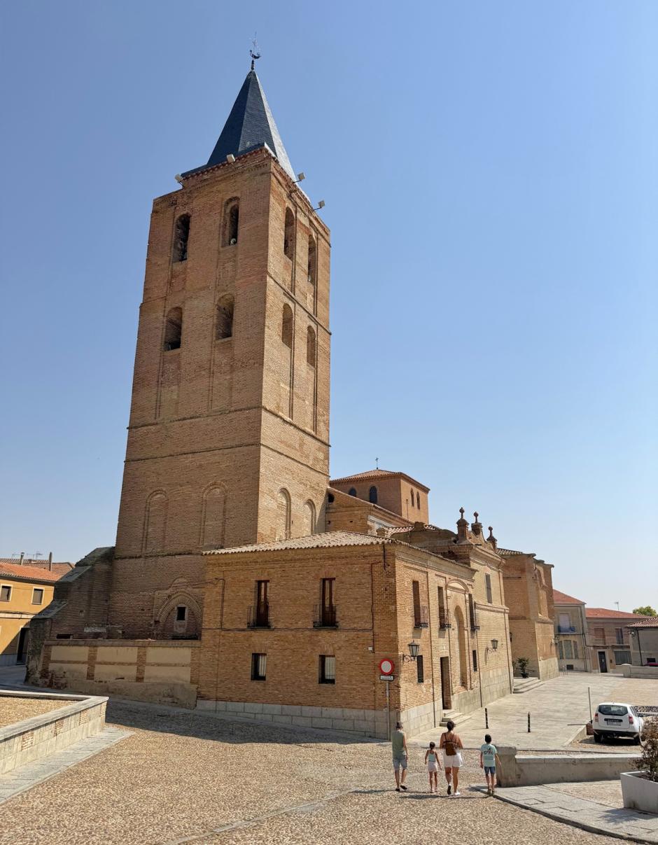 Iglesia de San Nicolás de Bari en Madrigal de las Altas Torres