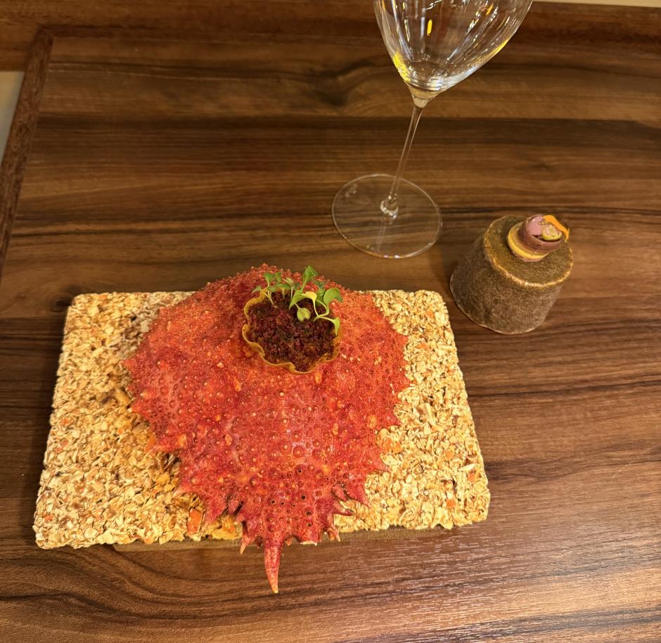 Tartaleta de mango y txangurro con yuca