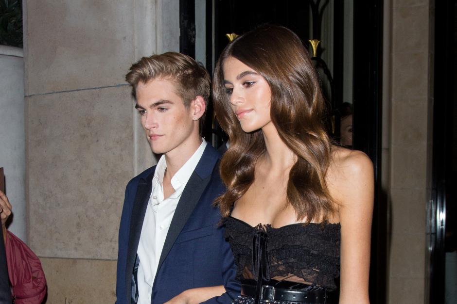 Presley Walker Gerber y su hermana Kaia