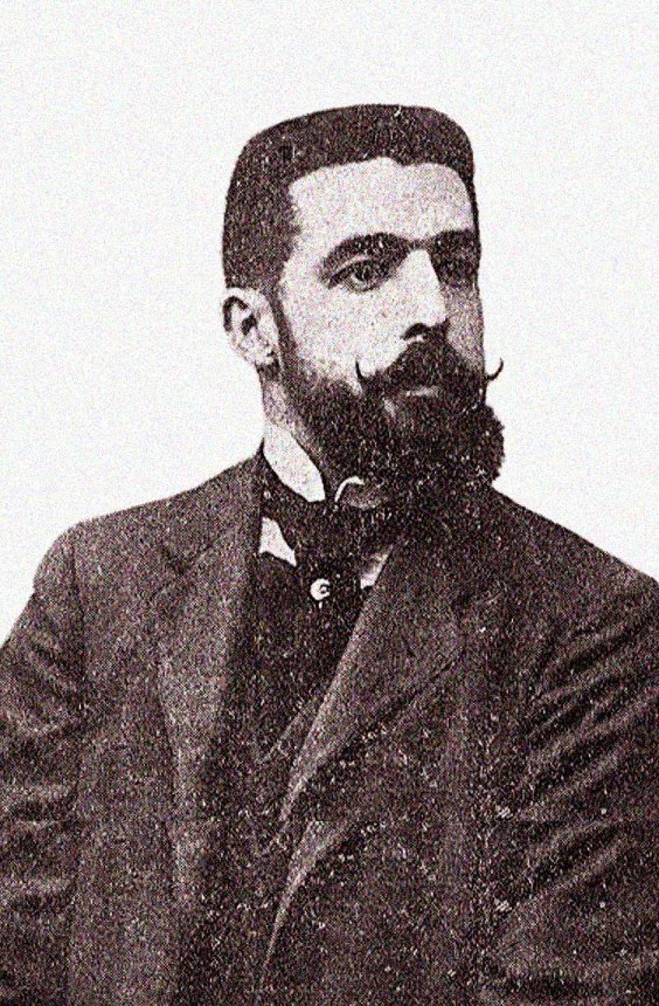 El escritor Adolfo Aragonés de la Encarnación