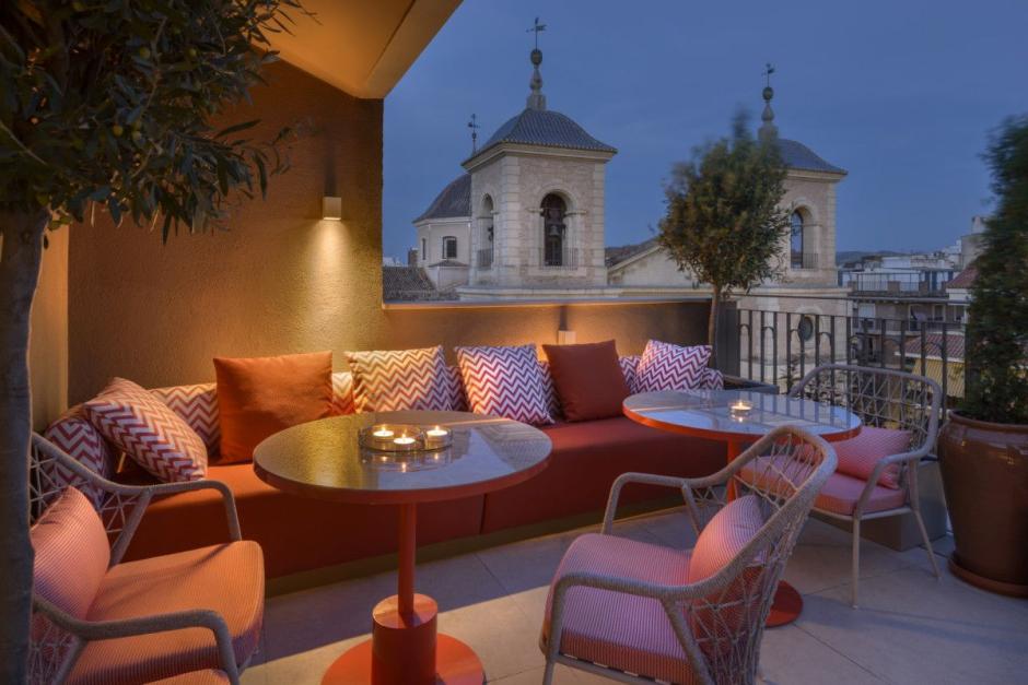 "Rooftop" del hotel con vistas a la catedral