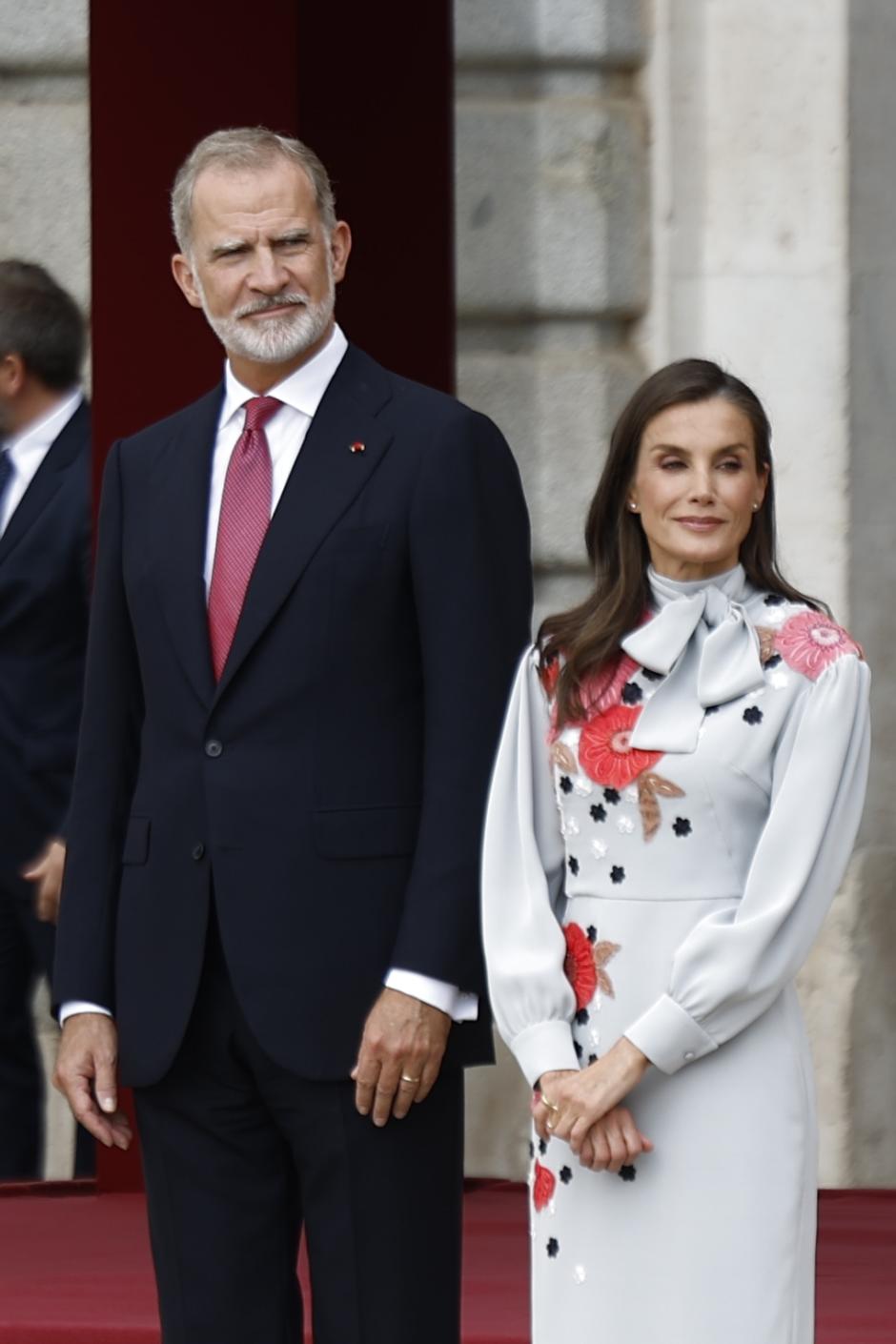 Spanish King Felipe VI and Queen Letizia during a official ceremony for France President on occasion his official visit to Spain in RoyalPalace in Madrid on Tuesday, 29 September 2026.