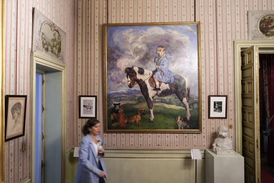 Vista del pase gráfico de la exposición 'Cayetana. Grande de España', este miércoles en Madrid