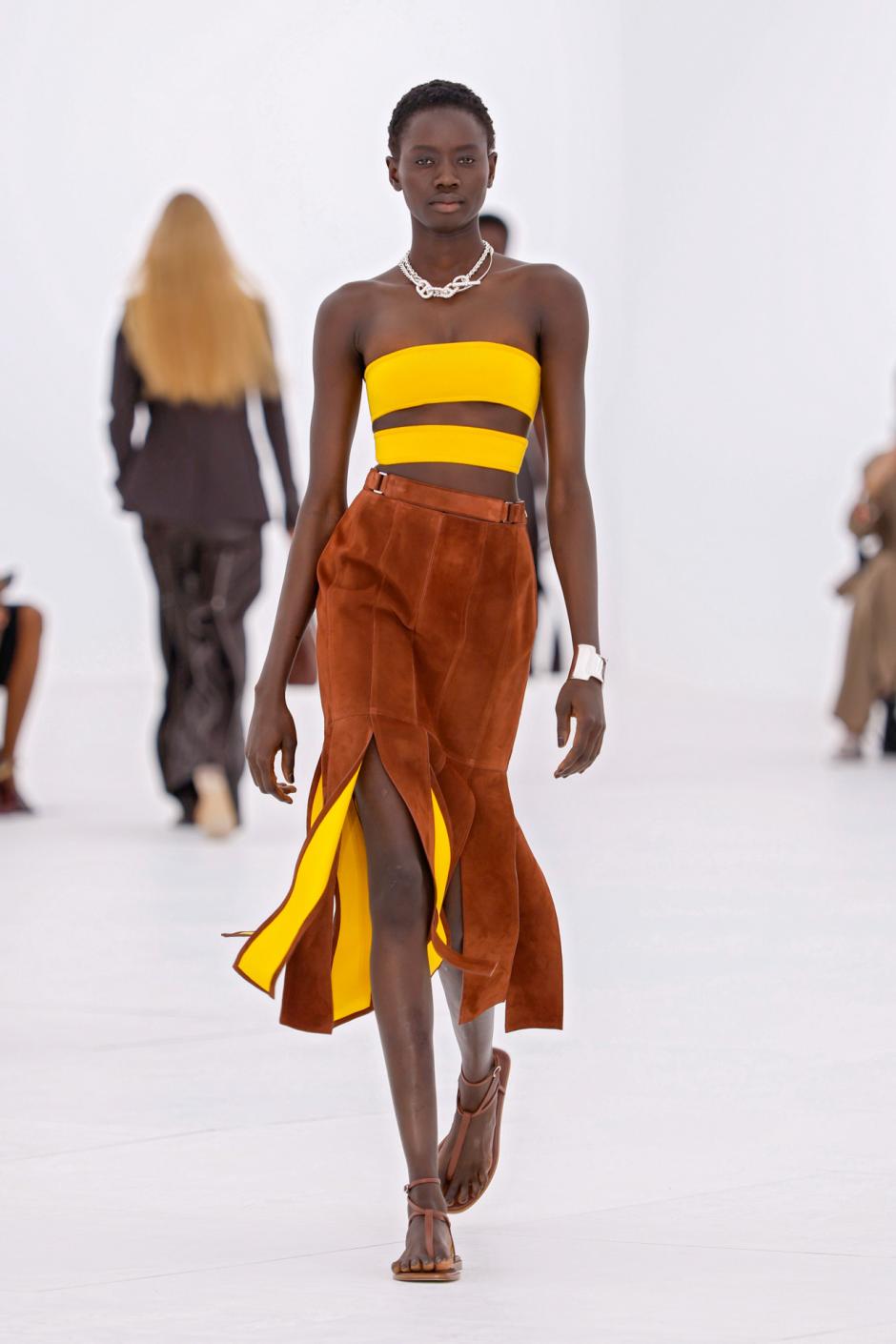 Imagen del desfile de Hermès