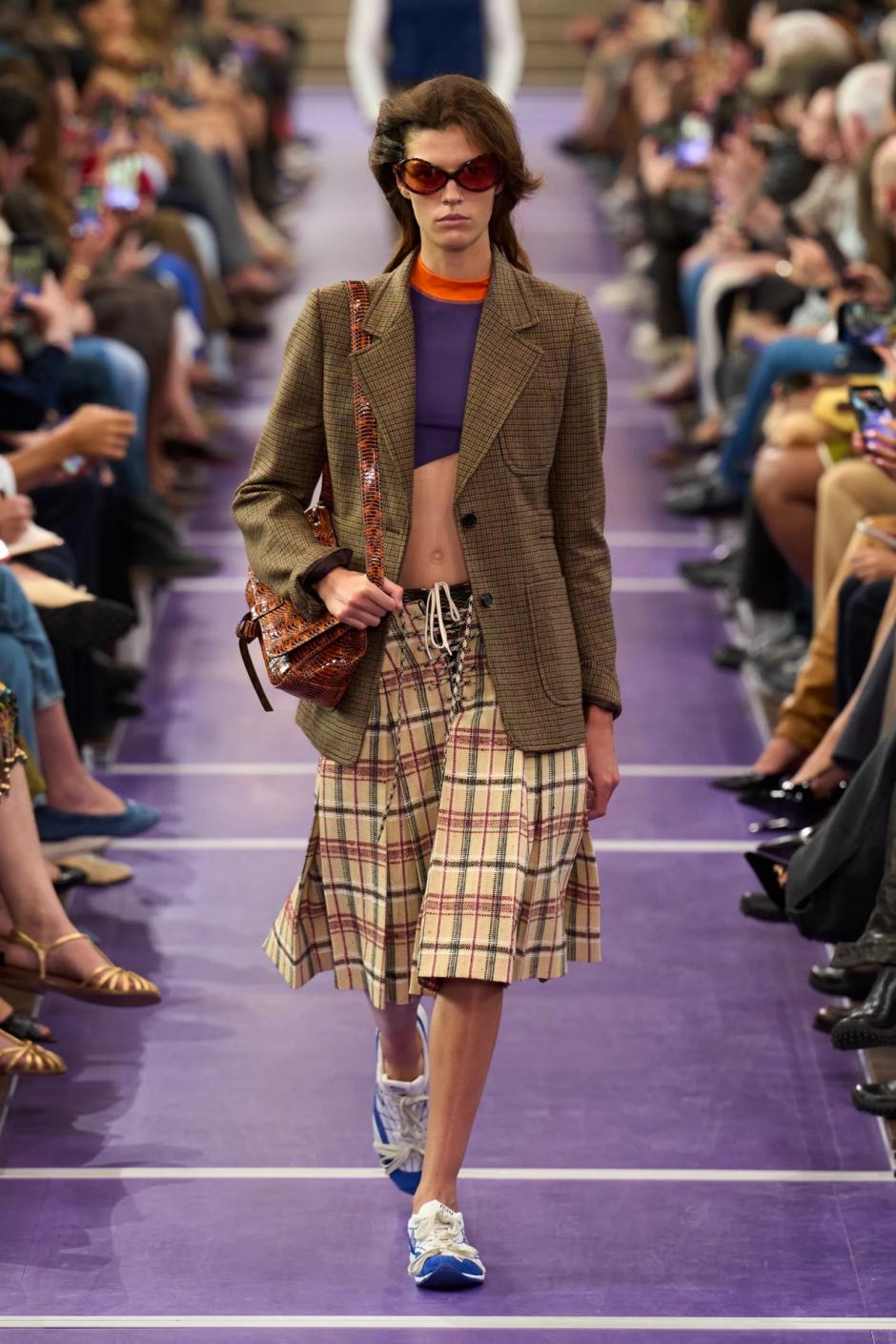 Imagen del desfile de Miu Miu en la Paris Fashion Week