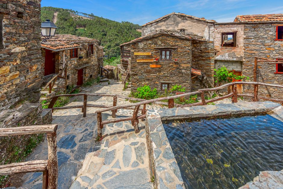 El pueblo de esquisto de Talasnal