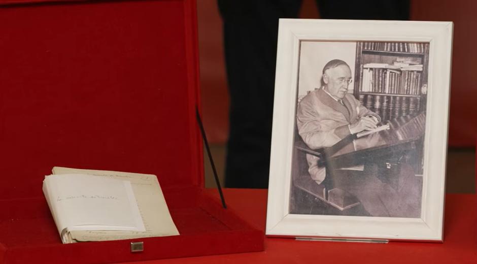 El legado de Carlos Arniches depositado en la Caja de las Letras