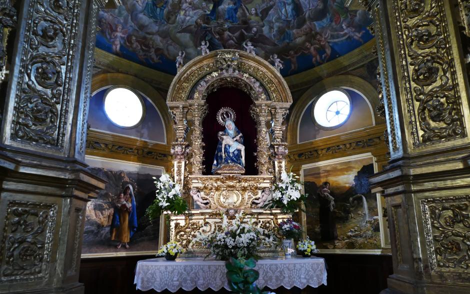 Interior de la ermita de la Virgen de la Piedad, Herrera de Pisuerga